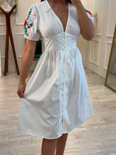 Cargar imagen en el visor de la galería, EDELMIRA - Vestido blanco mangas bordadas
