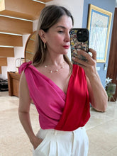 Cargar imagen en el visor de la galería, SAHARA - Pantiblusa roja con rosa
