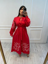 Cargar imagen en el visor de la galería, AISLIN - Maxi vestido rojo hojas
