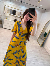 Cargar imagen en el visor de la galería, ANOUK - Maxi vestido amarillo estampado