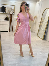 Cargar imagen en el visor de la galería, LEILANI - Vestido corto rosa bordado en mangas