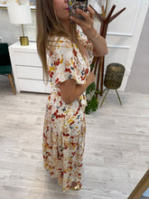 Cargar imagen en el visor de la galería, ANA - Maxi vestido hueso estampado