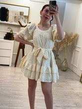 Cargar imagen en el visor de la galería, HONORINE - Vestido corto beige