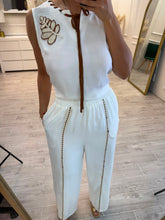 Cargar imagen en el visor de la galería, JOSEPHINE - Set blusa y pantalon blanco