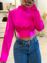 Cargar imagen en el visor de la galería, REN - Blusa fucsia