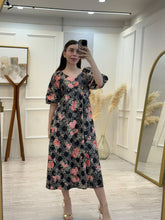 Cargar imagen en el visor de la galería, ANDREA - Maxi vestido negro estampado