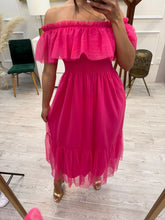 Cargar imagen en el visor de la galería, TATIANA - Vestido midi fucsia