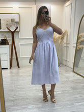 Cargar imagen en el visor de la galería, BERKLEY - Vestido midi tirantes lavanda