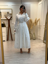 Cargar imagen en el visor de la galería, SATURNINA - Maxi vestido blanco camisero