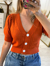 Cargar imagen en el visor de la galería, RIO - Blusa ladrillo manga corta