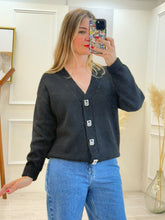 Cargar imagen en el visor de la galería, NAOMI - Sueter negro