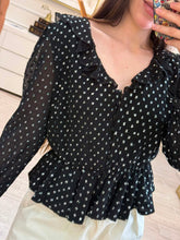 Cargar imagen en el visor de la galería, DOROTEA - Blusa negra manga larga