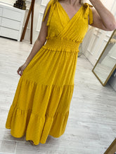 Cargar imagen en el visor de la galería, BETTY - Maxi vestido amarillo