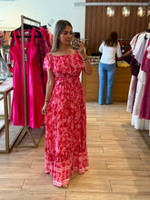 Cargar imagen en el visor de la galería, AVELINE - Maxi vestido rojo estampado