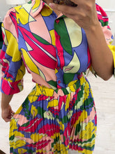 Cargar imagen en el visor de la galería, LIZBETH - Set blusa y falda estampado multicolor