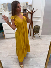 Cargar imagen en el visor de la galería, ERIKA - Maxi vestido amarillo