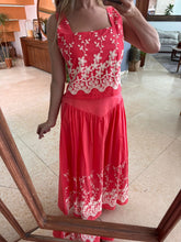 Cargar imagen en el visor de la galería, TRISHA - Set maxi falda rojo