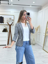 Cargar imagen en el visor de la galería, JANELLE - Blazer gris oxford