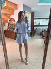 Cargar imagen en el visor de la galería, BELLAMY - Set blusa y short rayas