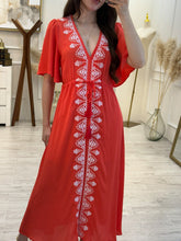 Cargar imagen en el visor de la galería, EUSEBIA - Maxi vestido rojo