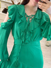 Cargar imagen en el visor de la galería, CLEO - Maxi vestido verde olanes