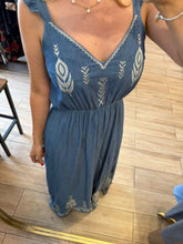 Cargar imagen en el visor de la galería, ELISANDRA - Maxi vestido azul