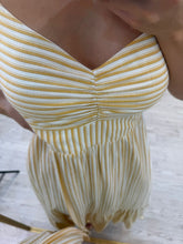 Cargar imagen en el visor de la galería, KAIA - Maxi vestido rayas
