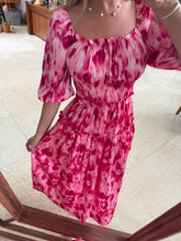 Cargar imagen en el visor de la galería, ILSE - Maxi vestido estampado rosa