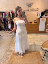 Cargar imagen en el visor de la galería, BEXLEY - Maxi vestido tirantes blanco