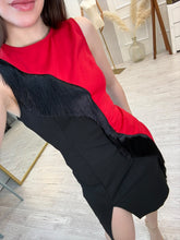 Cargar imagen en el visor de la galería, KARINA - Vestido bicolor rojo con negro