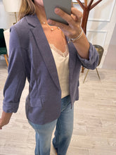 Cargar imagen en el visor de la galería, ROSALBA - Blazer morado