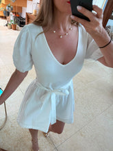 Cargar imagen en el visor de la galería, SILVANA - Jumper blanco