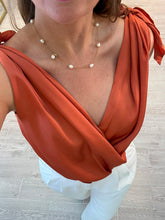 Cargar imagen en el visor de la galería, WHITNEY - Pantiblusa chedron