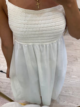 Cargar imagen en el visor de la galería, PAULINA - Maxi vestido blanco tirantes
