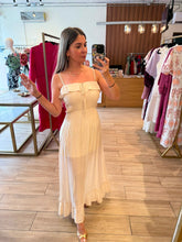 Cargar imagen en el visor de la galería, AUTUMN - Maxi vestido hueso