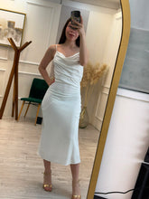 Cargar imagen en el visor de la galería, FRANCESCA - Maxi vestido blanco tirantes