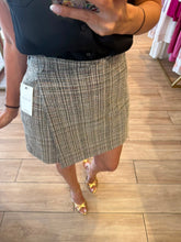 Cargar imagen en el visor de la galería, REGINA - Falda short tweed