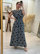 Cargar imagen en el visor de la galería, MARLENE - Maxi vestido rombos blanco y negro