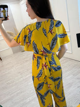 Cargar imagen en el visor de la galería, SELENA - Palazzo amarillo estampado