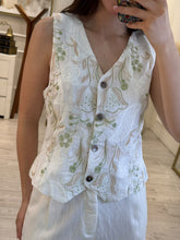 Cargar imagen en el visor de la galería, BLOSSOM - Set chaleco y pantalón blanco