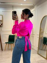 Cargar imagen en el visor de la galería, REN - Blusa fucsia