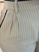 Cargar imagen en el visor de la galería, RIO - Pantalon beige rayas