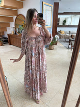 Cargar imagen en el visor de la galería, NADINE - Maxi vestido rosa viejo estampado