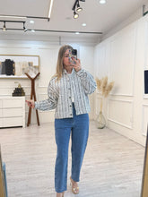 Cargar imagen en el visor de la galería, NADINE - Chamarra