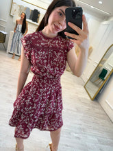 Cargar imagen en el visor de la galería, TROYA - Vestido corto vino estampado