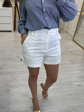 Cargar imagen en el visor de la galería, HARRIET - Short blanco
