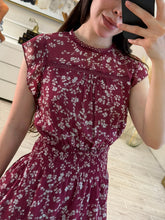 Cargar imagen en el visor de la galería, TROYA - Vestido corto vino estampado