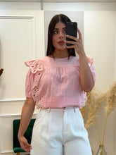 Cargar imagen en el visor de la galería, ASTORIA - Blusa rosa pastel