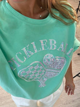 Cargar imagen en el visor de la galería, AMY - Playera menta cuello redondo