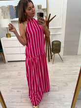 Cargar imagen en el visor de la galería, DIANA - Maxi vestido fucsia rayas